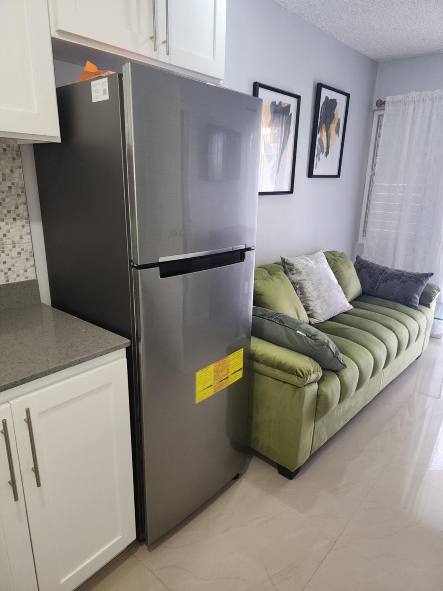 Apartamento Comfy And Cozy Kingston Exterior foto