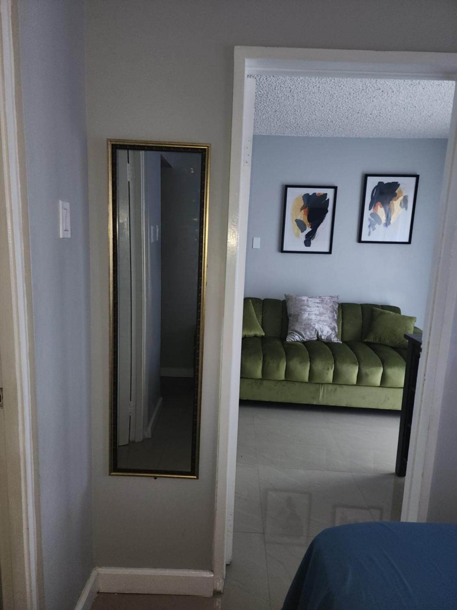 Apartamento Comfy And Cozy Kingston Exterior foto
